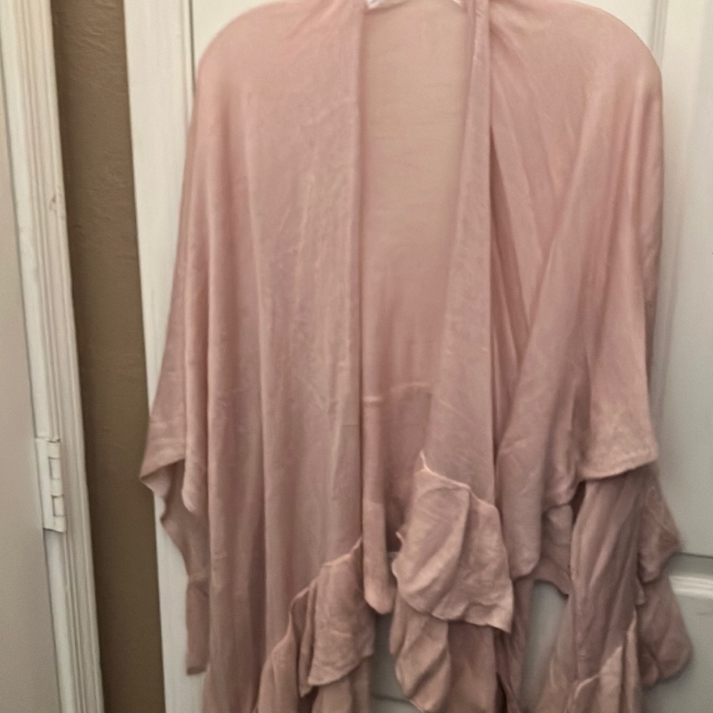 Lauren Conrad ruffled trim wrap osfm